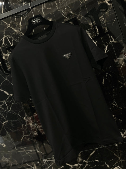 t-shirt prada CON TARGHETTA