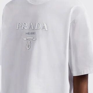 T-SHIRT PRADA